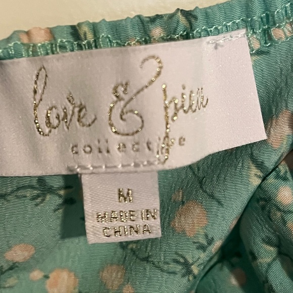 LOVE & PIECE cropped blouse with puff sleeves and bow size M - Picture 3 of 6